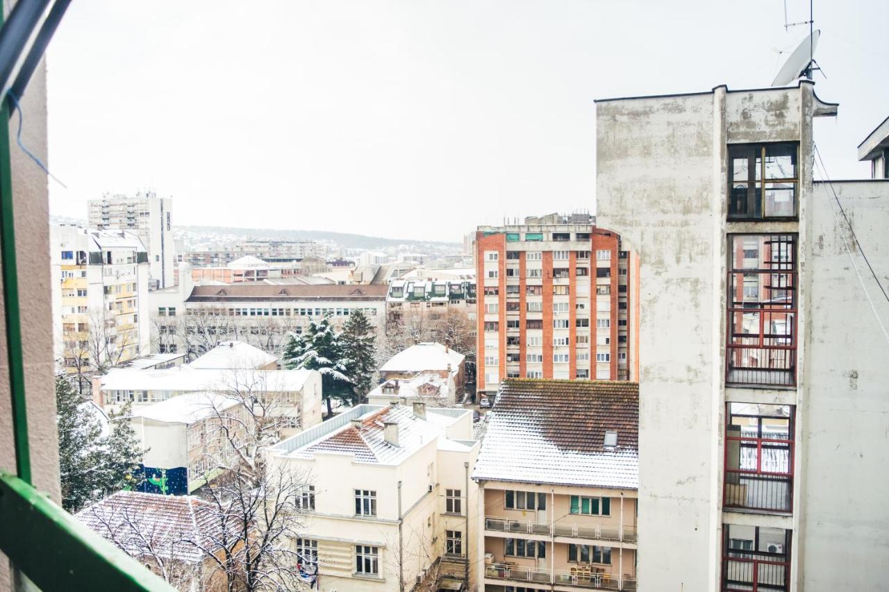 Apartamento Aparment Theatre Ni Exterior foto